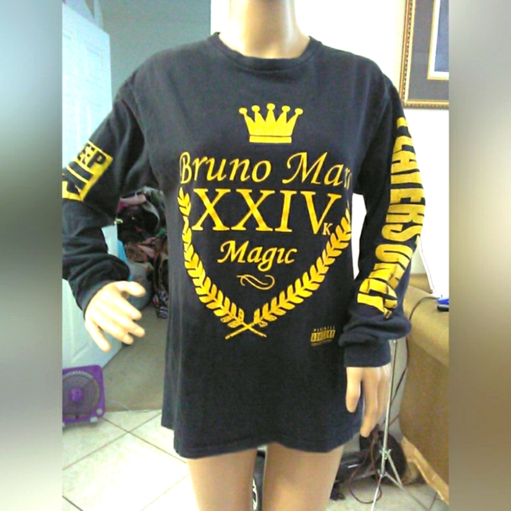 BRUNO MARS CONCERT T-SHIRTS Black Long Sleeve W/ Yellow Graphics SZ.MED
